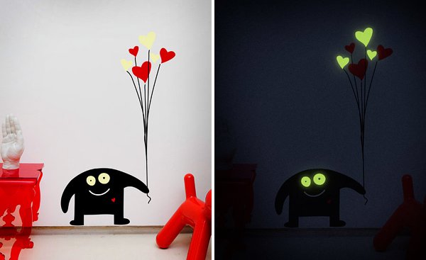 Sticker Siêu Ngộ nghĩnh Phát Sáng Trong Đêm Tối
