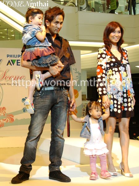 แฟชั่นอุ๊นน...อุ่น  รับวันเด็ก