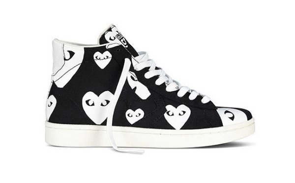 Giày Converse x Comme Des Garçons.
