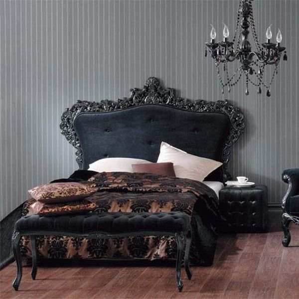 Phòng ngủ huyền bí theo phong cách Gothic