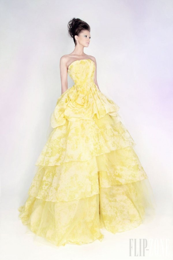 Ngẩn ngơ với BST Xuân Couture 2013 của NTK Rami Kadi