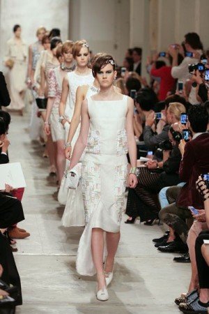 เวที Karl Lagerfeld ของ Chanel ที่สิงค์โปร์