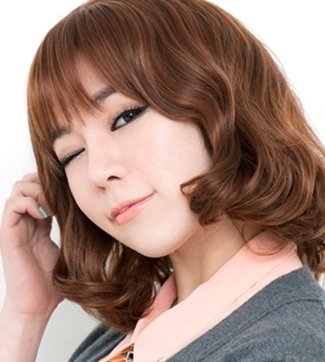 แบบทรงผมสั้นประบ่า ดัดลอนอ่อนๆ สวยหน้าใส สุดน่ารัก!