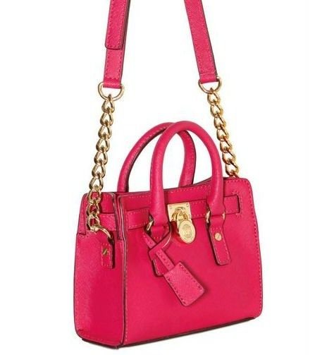 Sành điệu cùng túi xách Thu 2012 Michael Kors
