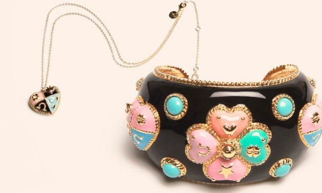 ของประดับสุดเก๋ 'Lucky Smiley ' จาก Disaya จิวเวลรี่  Pre Fall 2012