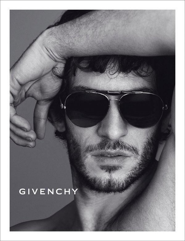 Chiến dịch quảng bá Thu  / Đông 2013-14 của Givenchy.