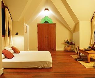 Loft พื้นที่ห้องใต้หลังคา