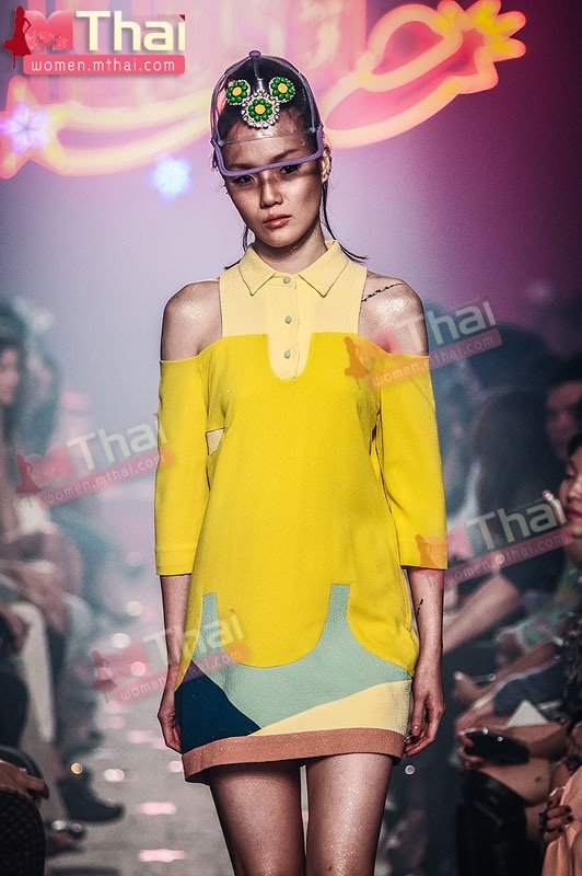 แฟชั่นโชว์  Kloset Inspiration AW 2013  แรงบันดาลใจจาก  Super Nova