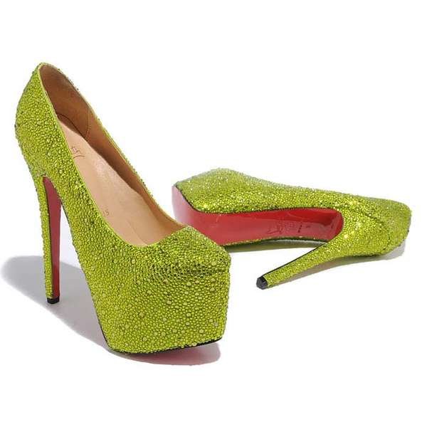 Giày Daffodile Lấp Lánh Của Christian Louboutin