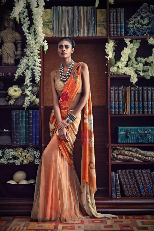 Phong cách thời trang Ấn Độ trong BST Xuân-Hè 2013 của Tarun Tahiliani