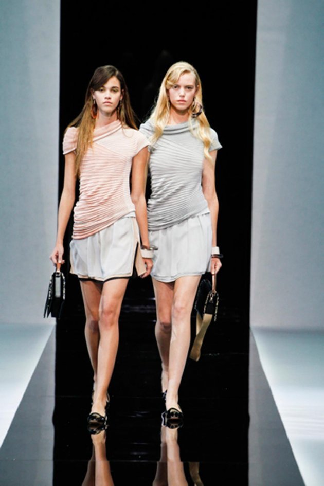 Armani: Proleće 2013. u boji magle