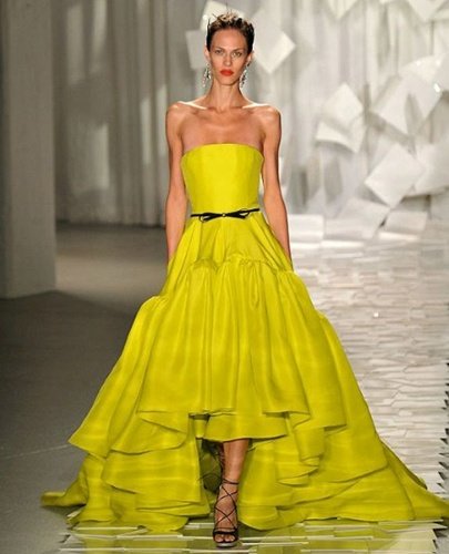กระหน่ำโชว์สีสันสดใส-ไฮเทคโนโลยี ณ นิวยอร์ก แฟชั่นวีก 2012