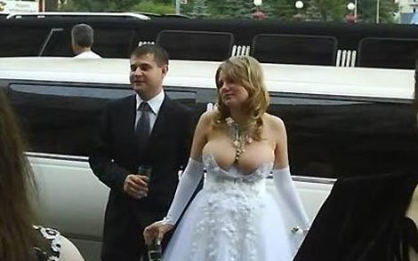 Šokantna venčanica ruske mlade hit na internetu