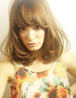 ทรงผมสำหรับสาวหูกาง