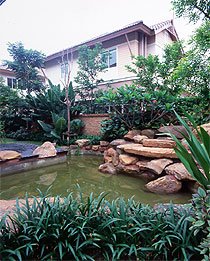สวนหินน้ำตก