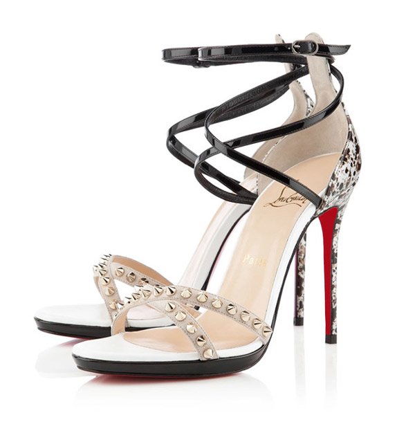Những đôi giày Ankle Strap cho bạn gái thêm quyến rũ