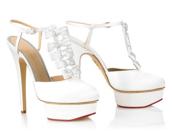 BST Runaway Bride Hè 2013 của Charlotte Olympia.