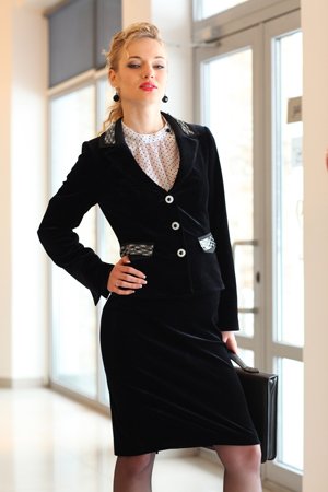 สูทตัวสวยของสาวทำงาน