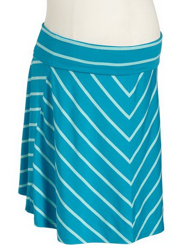 Cho phụ nữ mang thai thêm xinh với váy Old Navy