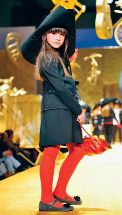 แฟชั่นวัยใส สวยเท่เทียบวัยสาว