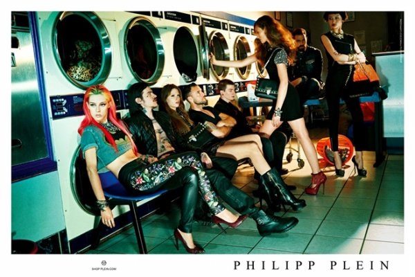 Philipp Plein tung chiến  dịch quảng cáo cực độc đáo cho BST Thu / Đông 2013-14.