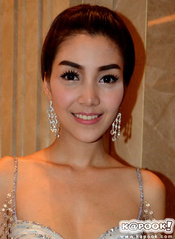 แบบทรงผมสวยสำหรับสาว ๆ ได้ทำยามมีนัด