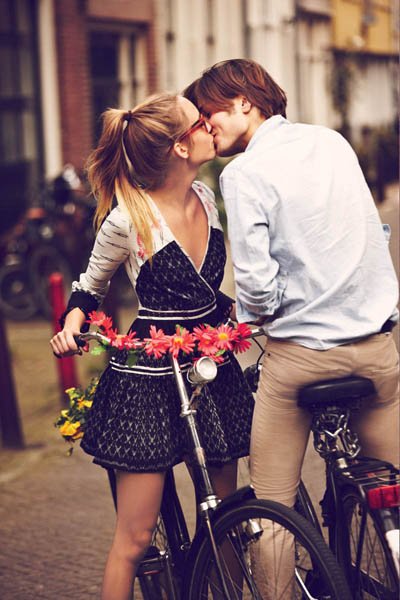 "Girls on Bikes" - Bộ ảnh mới nhất của Free People [Photos]