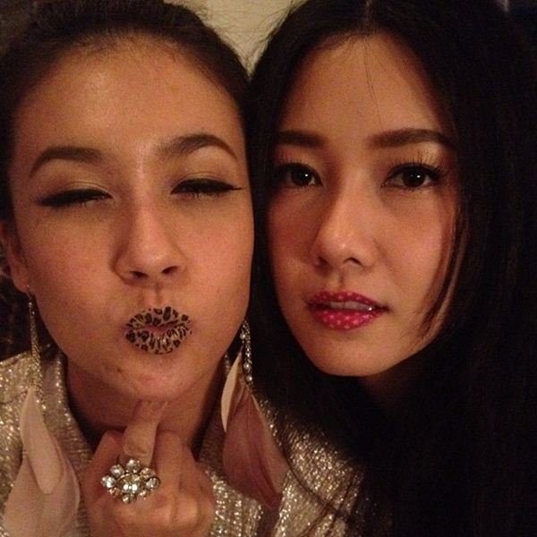 Party Lip Tattoo ไอเดียกิ๊บเก๋ทาปากเป็นลาย