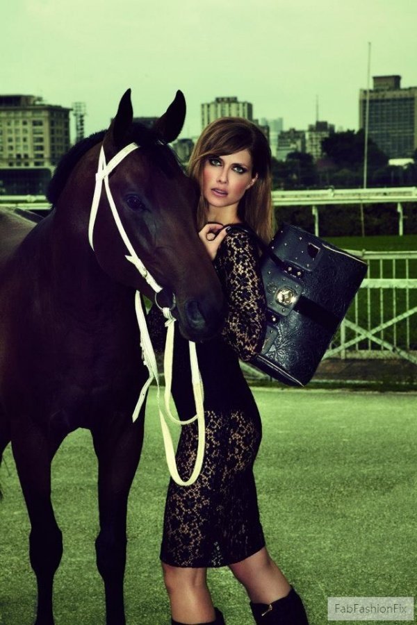 Hiện đại hơn với BST phụ kiện Carmen Steffens 2013. [PHOTOS + VIDEO]