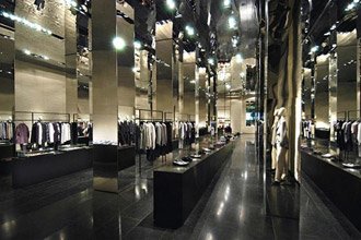 U Kini je Armani No1