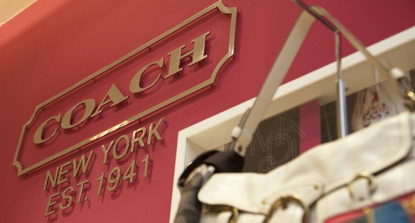 น้องใหม่ Coach
