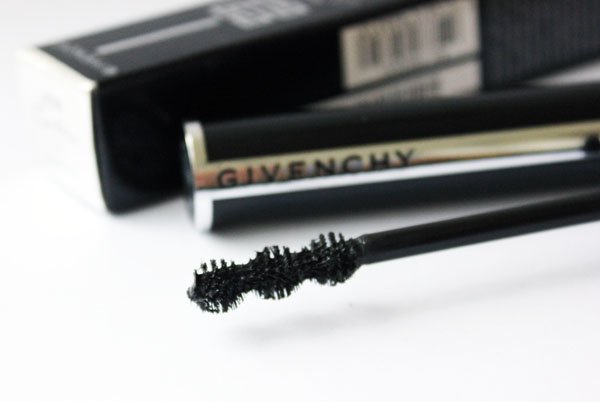 Givenchy Noir Couture maskara