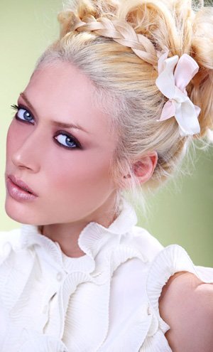 מראה איפור שבועות - OFRA COSMETICS