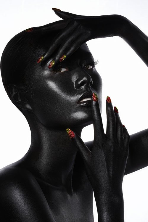 Ấn tượng với nghệ thuật tạo kiểu nails.