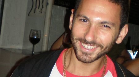 פריסטיילר: עומר פוזנר מושך בחוטים